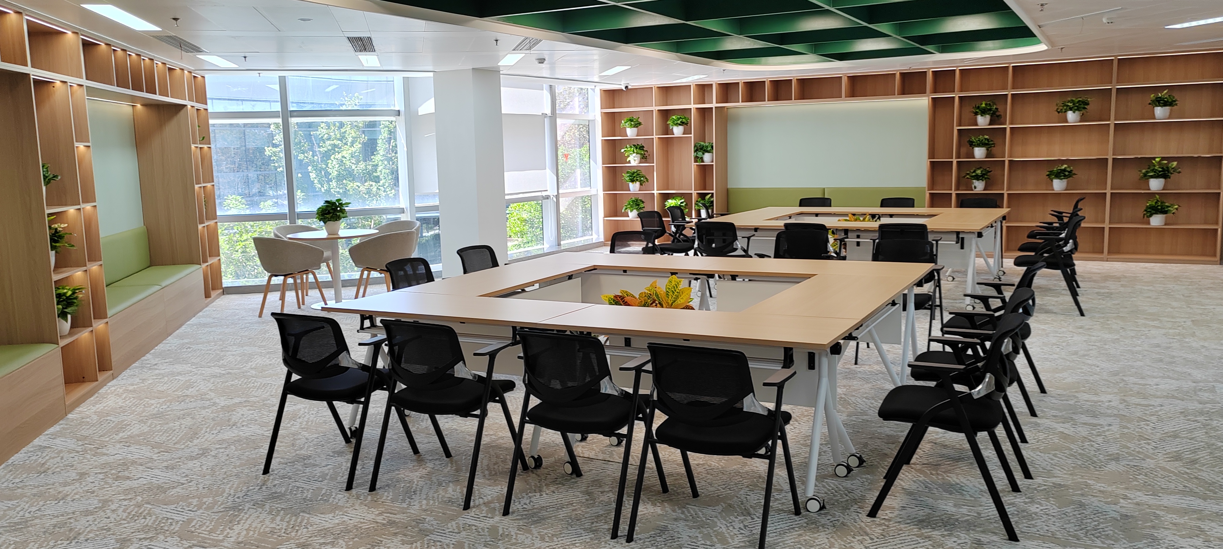 Office Environment 6